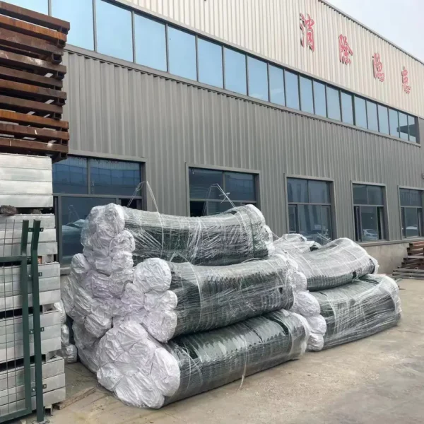 packaging of airport fence net
